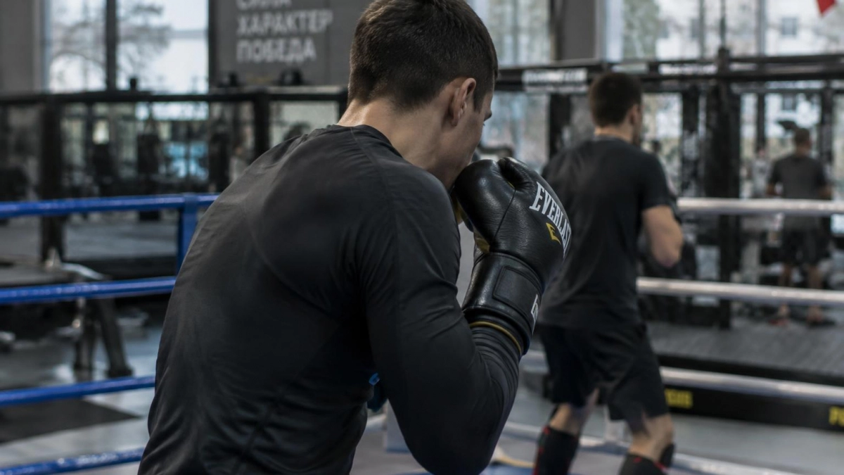 Предварительной причиной смерти экс-чемпиона AMC Fight Nights Пономарёва назвали тромб