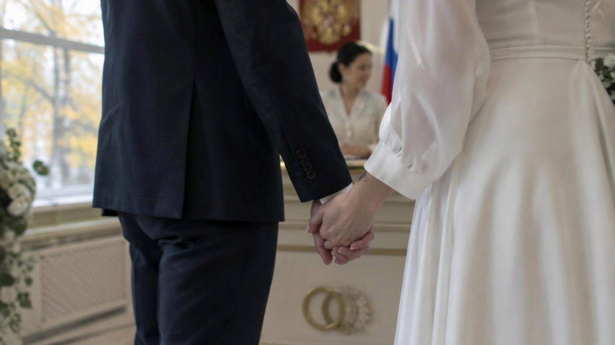 В Общественной палате пояснили, почему при регистрации брака нельзя взять тройную фамилию