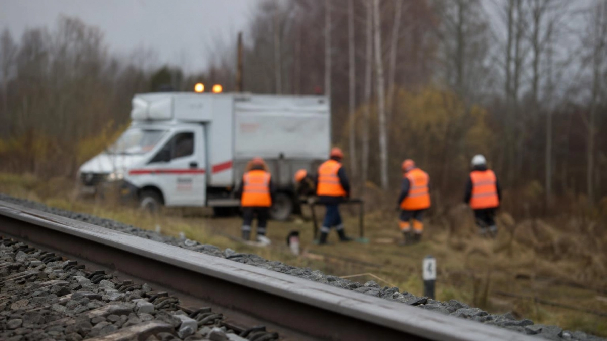 В Брянской области остановили движение поездов после атаки ВСУ на перегоне