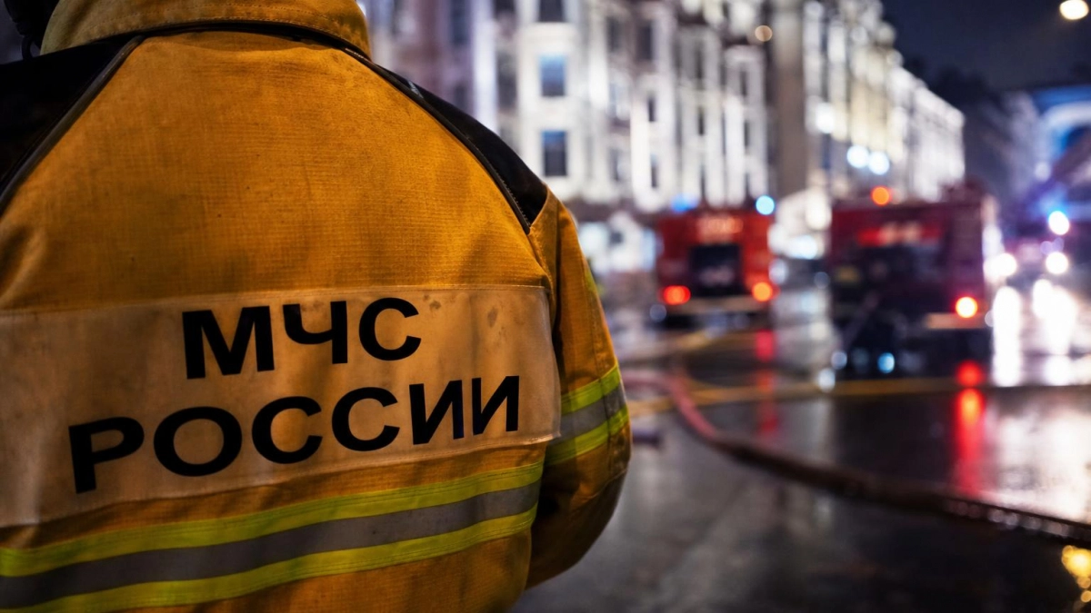 В центре Петербурга потушили открытое горение в особняке Миллера