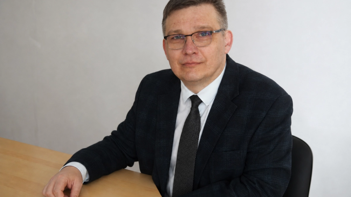Глава Курчатовского района Челябинска ушел в отставку, и. о. стал Денис Мацко