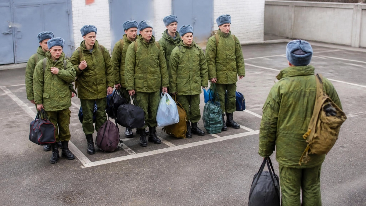 В Красноярском крае началась отправка призывников: до конца года направят 3,5 тысячи