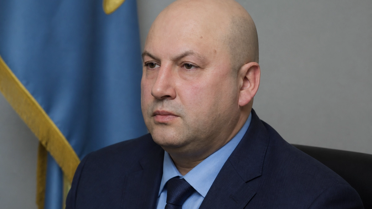 Баранец связал возвращение Суровикина из Алжира с возможной сменой стратегии СВО