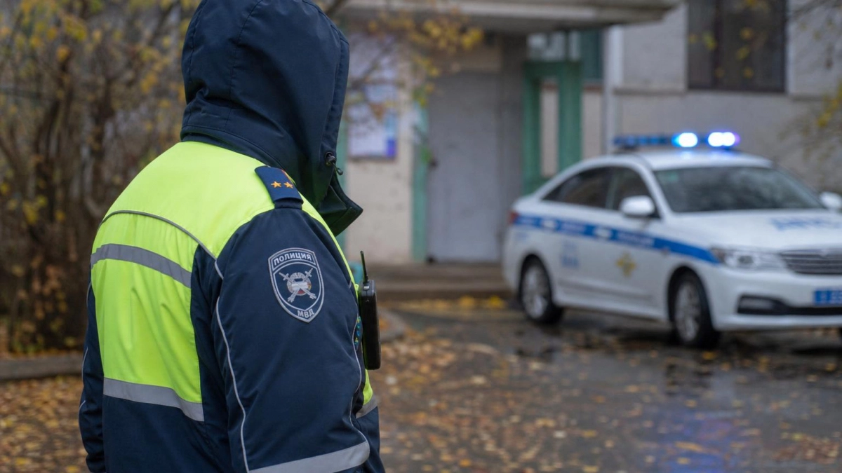 В Москве клиента интим-салона ограбили на 50 тысяч и встретили с ножом