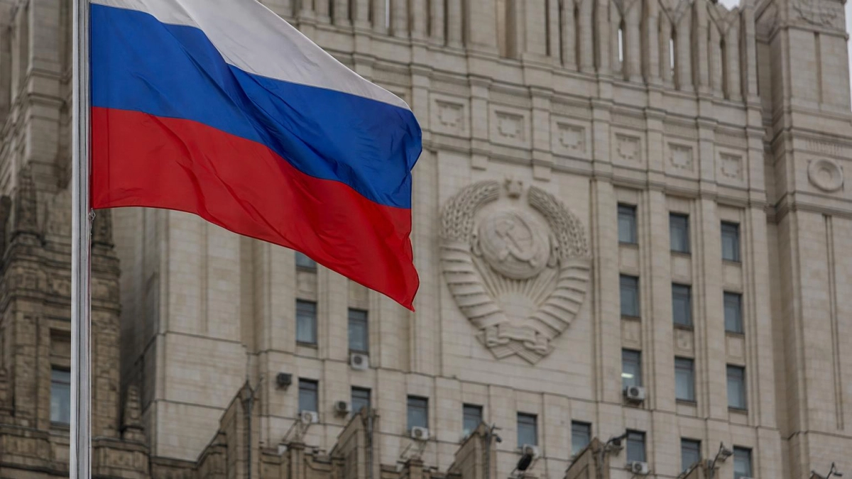 Захарова напомнила Парижу о взаимности после нот с требованием не вмешиваться в протесты