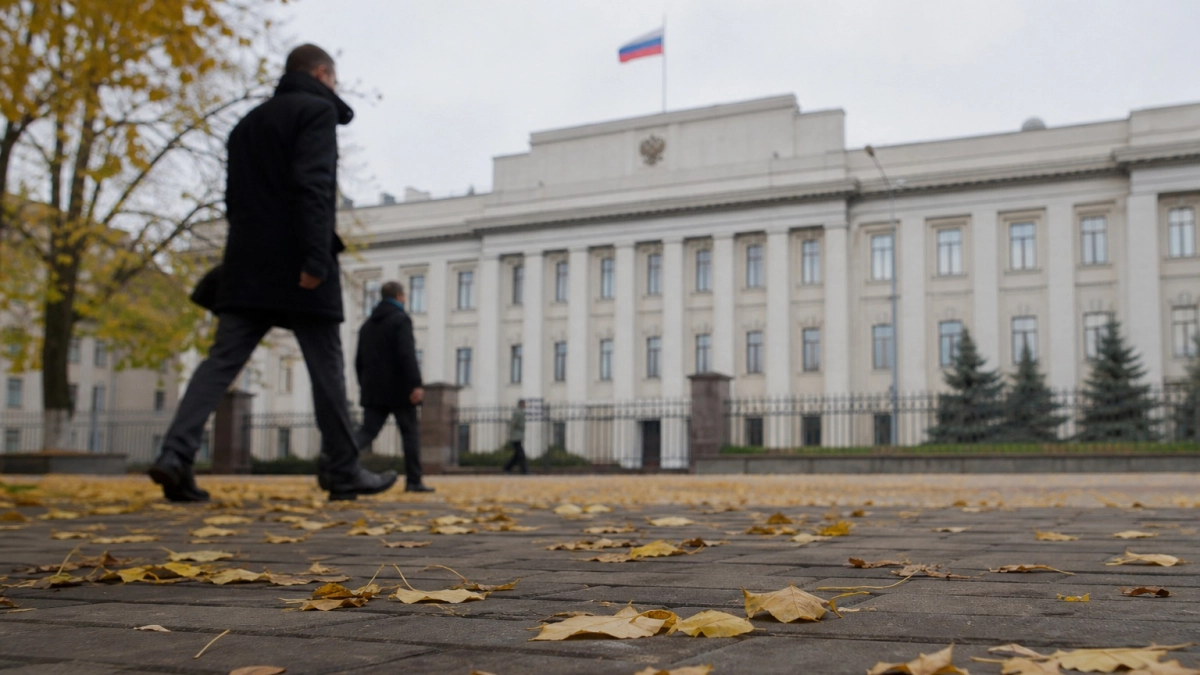 Франция направила России ноту протеста с требованием не вмешиваться во внутренние дела